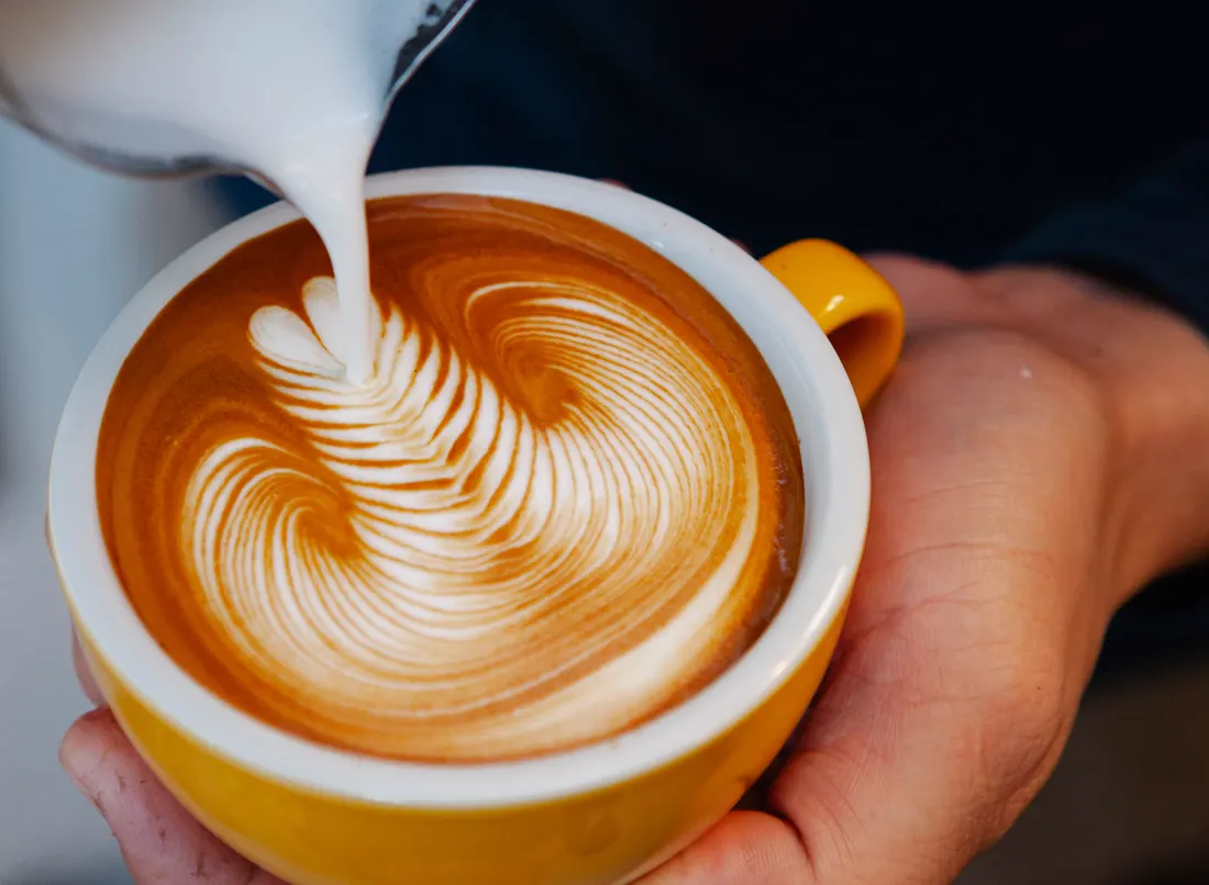 Arte latte en una taza (imagen ilustrativa)